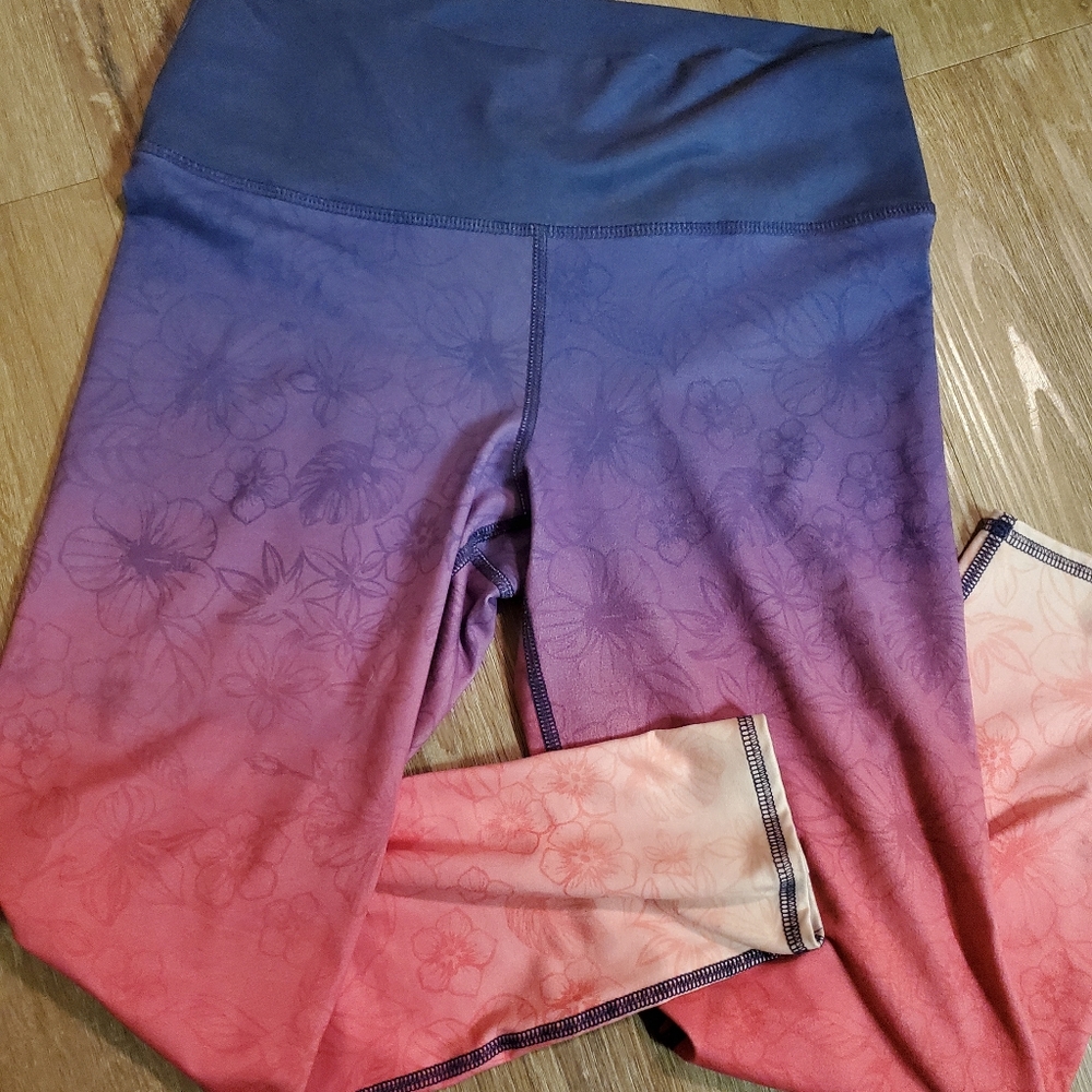 Hawaiin EVcR Leggings
